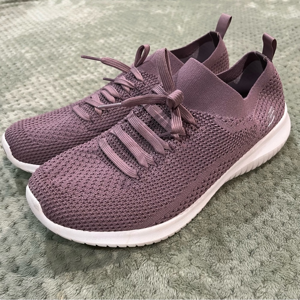 Sketchers memory foam size 11 Women’s Knit Slip-On Athletic Sneakers - Mauve